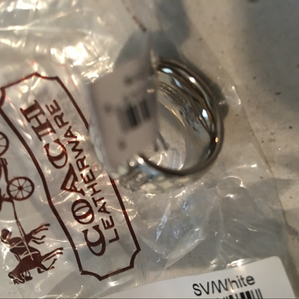 Coach Miranda enamel ring Sz 6 NWT - Picture 6 of 7